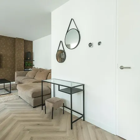 New Xl Prestige With Balconies Apartment