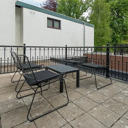 New Xl Prestige With Balconies アパート *